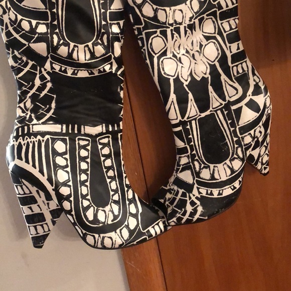 Over the knee black and white embellished faux leather boots - Picture 3 of 7